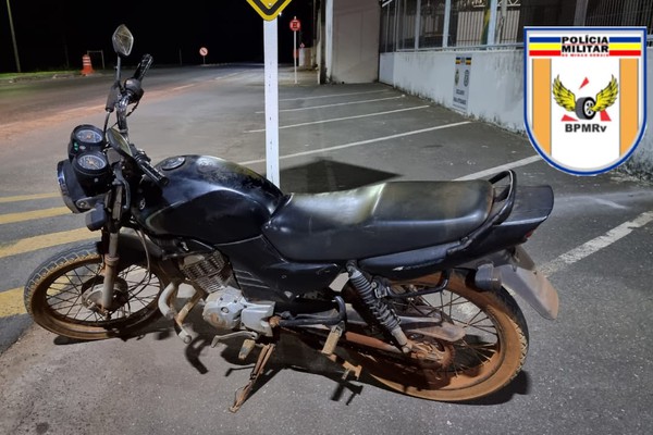 Homem é preso com moto adulterada e por embriaguez após quase cair na MGC 354