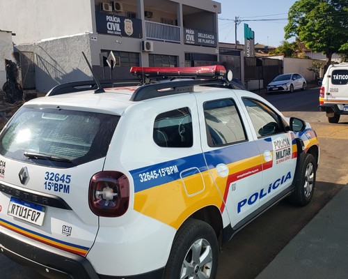Bicicleta é furtada de barbearia e recuperada pela PM minutos depois em Patos de Minas