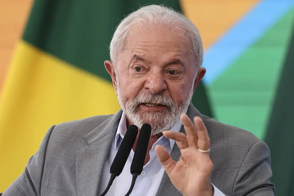 Lula quer decisão conjunta do Brics sobre tarifas dos Estados Unidos