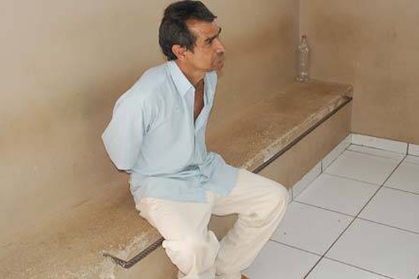 Filho é preso ao tentar matar pais idosos com super dose de medicamentos