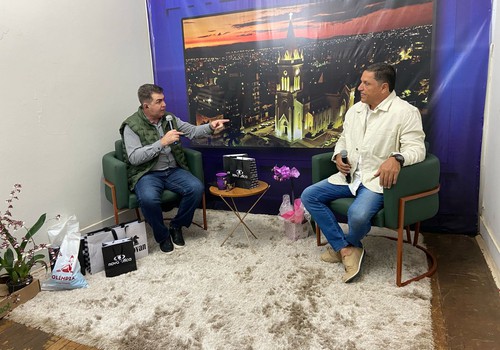 Professor Delei, diretor de esportes da Prefeitura, conversa com o Patos Hoje; veja ao vivo