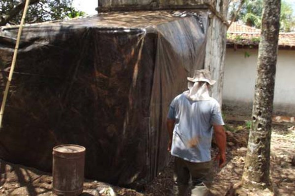 Dezenas de famílias sem terra invadem fazenda perto do Aterro Sanitário em Patos de Minas