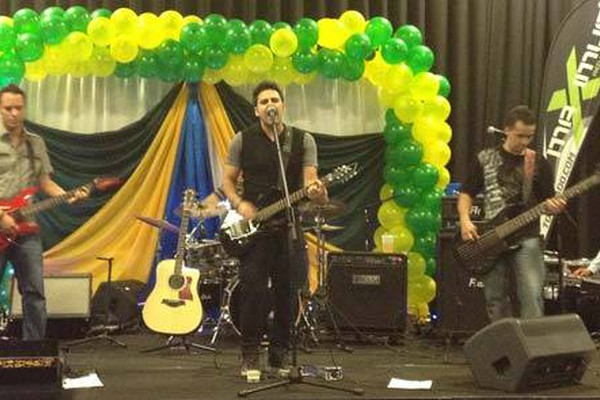 Patense canta seus maiores sucessos em evento no World Trade Center-EUA