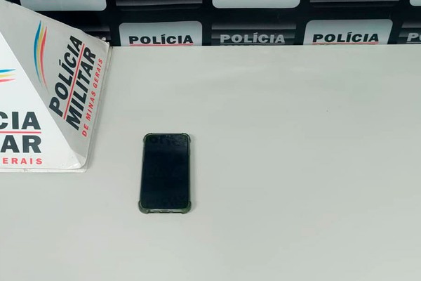 Garotos são apreendidos após jogarem vítima ao solo e roubarem Iphone em Patrocínio