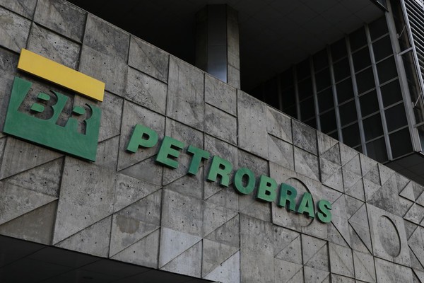 Lucro da Petrobras em 2022 é de R$ 188 bi; 77% superior ao de 2021