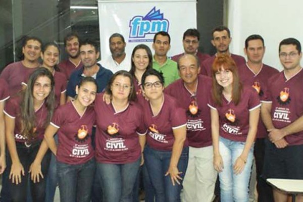 Alunos de engenharia civil da FPM mostram empreendedorismo e realizam evento regional