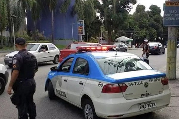 Rio: operação prende 23 pessoas nos Complexos da Penha e do Alemão