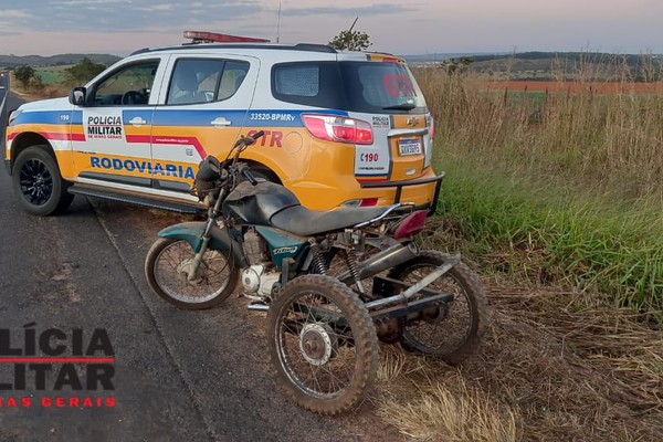 PM Rodoviária apreende triciclo adulterado e Jetta clonado durante Operação Corpus Christi