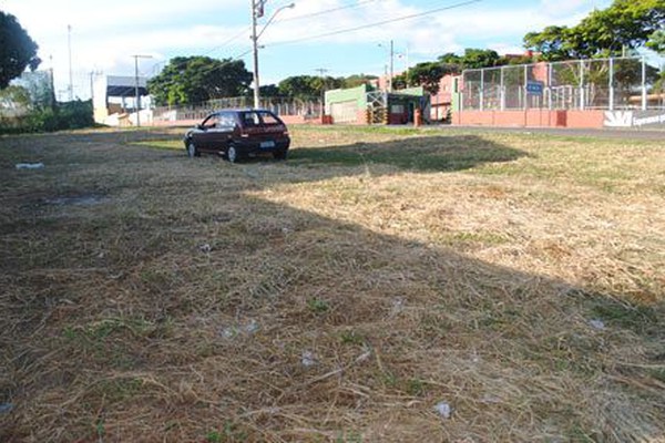 Preços dos estacionamentos próximos ao Parque serão de R$ 20,00 ou R$15,00 