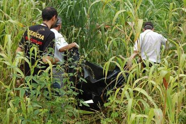 Ciclista é encontrada morta depois de perder o freio em morro e cair em matagal