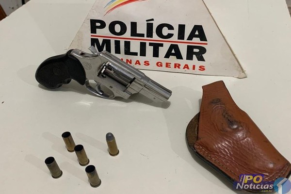 Homem dispara tiros em via pública e acaba preso pela PM, em Lagoa Grande