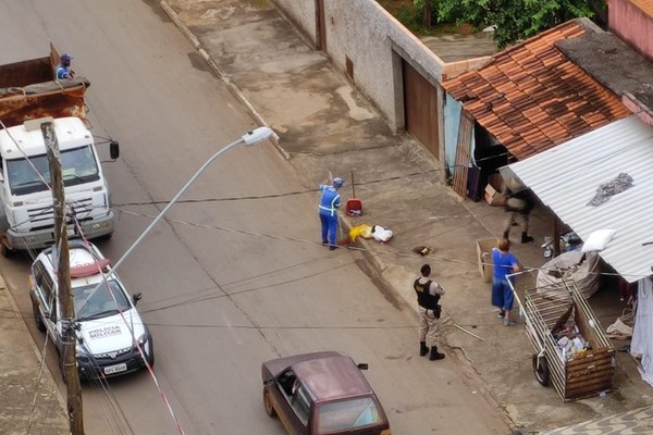 CREAS desmonta barracas e desmobiliza grupos de moradores de rua em Patos de Minas