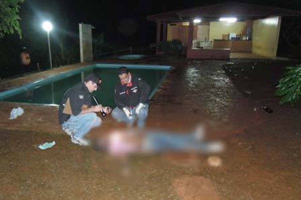 Jovem é assassinado ao esbarrar em atirador em festa na saída da cidade