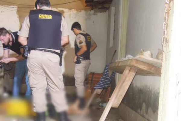 Homem é morto a tiros no quintal de casa durante a madrugada no bairro Lagoinha