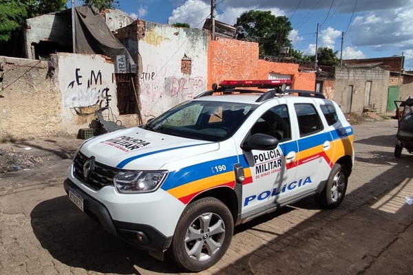 Polícia Militar prende suspeitos e apreende drogas durante operação no Nossa Senhora Aparecida