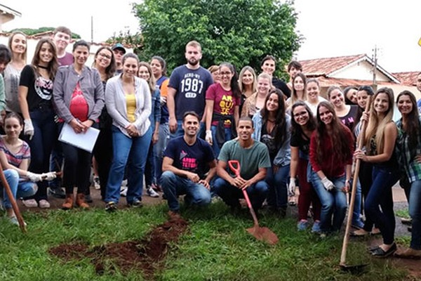 Projeto criado por alunos de Arquitetura e Urbanismo do Unipam deixa a cidade mais bonita