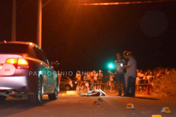 Homem é morto a golpes de faca e bloco de concreto ao cobrar dívida em Patrocínio