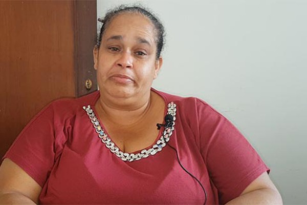 Mãe, doente e sem dinheiro nem para alimentar os filhos, Maria Lúcia faz apelo à população