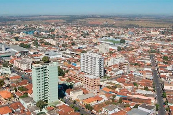 Patos de Minas alcança a triste marca de 61 mortes por Covid-19, segundo boletim estadual