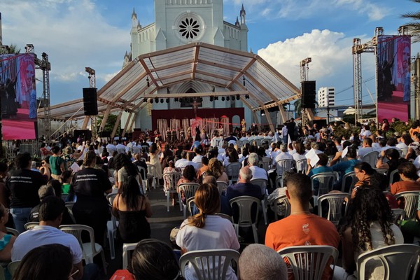 Encerramento do Jubileu de 70 Anos da Diocese de Patos de Minas encanta os fiéis; veja como foi