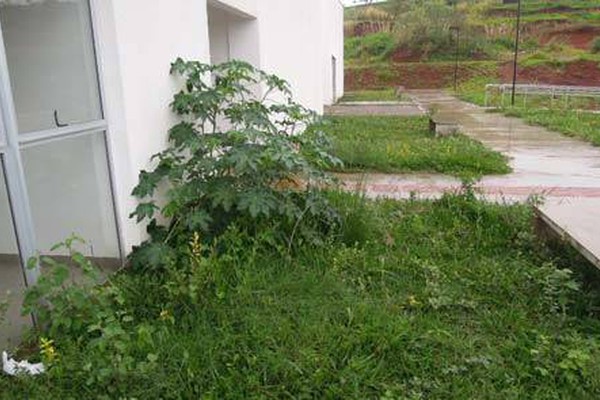 Praça que custou R$ 2 milhões vira ponto de uso e tráfico de drogas em Patos de Minas