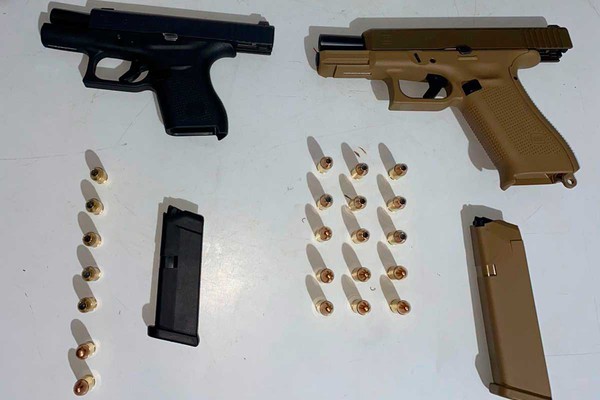 Empresário é flagrado pela Polícia Militar com duas pistolas carregadas em Patos de Minas