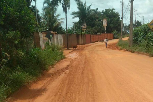 Após 2 meses, moradores voltam a cobrar medidas para conter lama no Bairro Ipanema