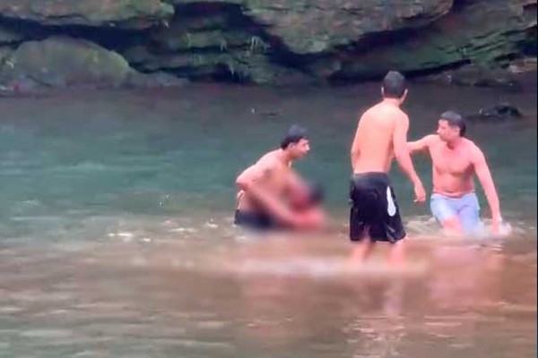 Homem que sofreu acidente em cachoeira teve afundamento de crânio, segundo o Samu