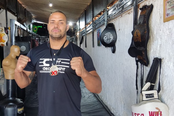 Lutador patense vence campeonato em Contagem e conta benefícios das artes marciais para corpo e mente