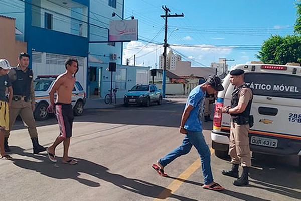 Três pessoas acabam presas suspeitas de tráfico após operação batida policial no bairro Jardim Quebec