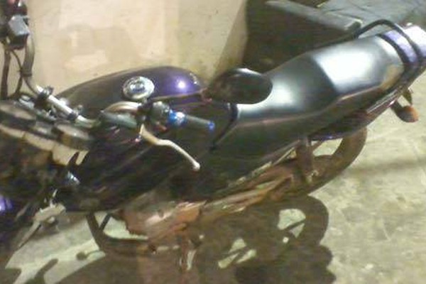 Moto furtada em acidente que motociclista ficou ferido é recuperada pela PC de São Gotardo