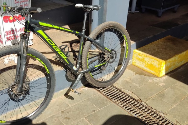 Homem é flagrado com bicicleta furtada e acaba preso por receptação em Patos de Minas