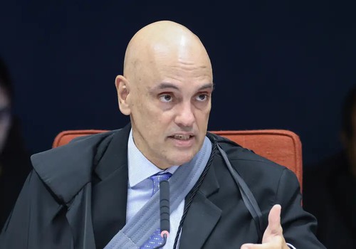 Moraes mantém transmissão de interrogatórios de réus da trama golpista