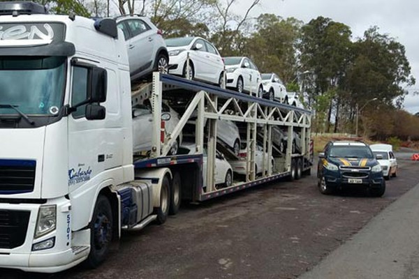 Motorista de Cegonheira é flagrado pela PRF com diversos comprimidos usados como “rebite”