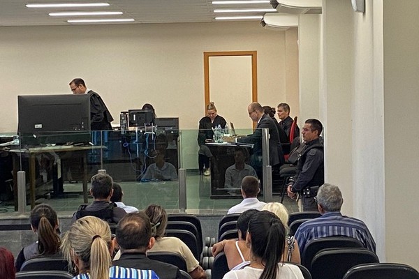Acusados de matar comparsa de furtos são levados ao Tribunal do Júri em Patos de Minas