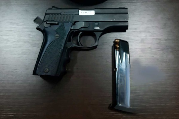 Motorista é flagrado com pistola na cintura ao ser abordado na MGC 354, em Patos de Minas