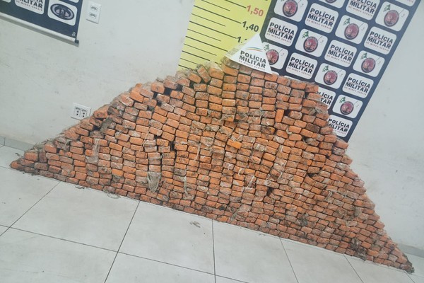 Quase meia tonelada de drogas é apreendidas no bairro Canaã