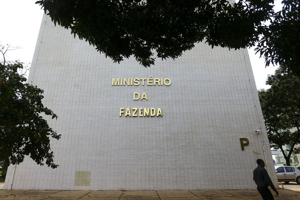 Fazenda nega criação de imposto para pequenas compras online