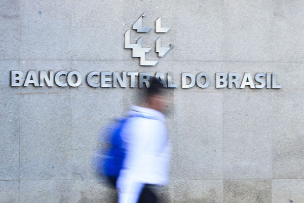 Mercado financeiro projeta inflação de 6% em 2022