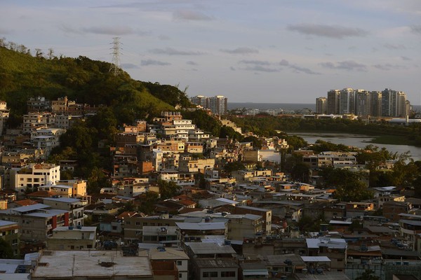 Polícia prende no Rio 12 pessoas envolvidas com milícias