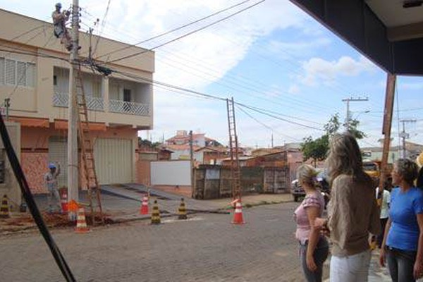 Rua Caetés ganha iluminação e dá mais segurança e tranquilidade a moradores