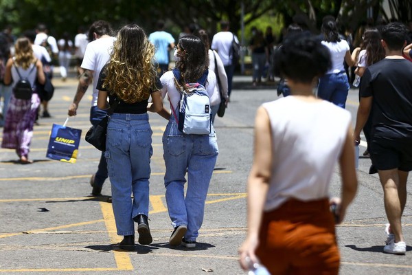 Professores dão dicas para segundo dia de provas do Enem