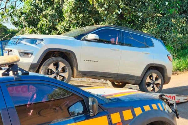 PRF recupera na BR 365 Jeep Compass furtado em Nova Lima