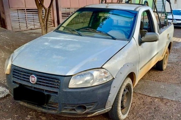 Dupla foge em caminhonete furtada e é presa após perseguição alucinante em Patos de Minas