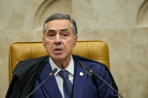 Barroso diz que atuação de Moraes evitou grave erosão democrática