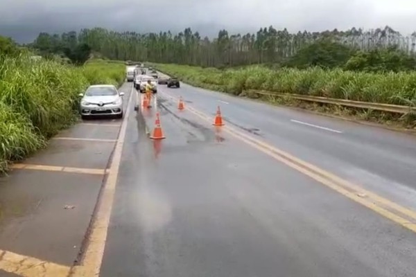 Ponte na BR 365, na Comunidade de Vieiras em Patos de Minas, continua parcialmente interditada