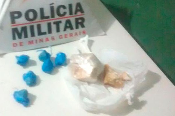 Adolescente de 15 anos é flagrado com pedras de crack prontas para a venda no bairro Brasília