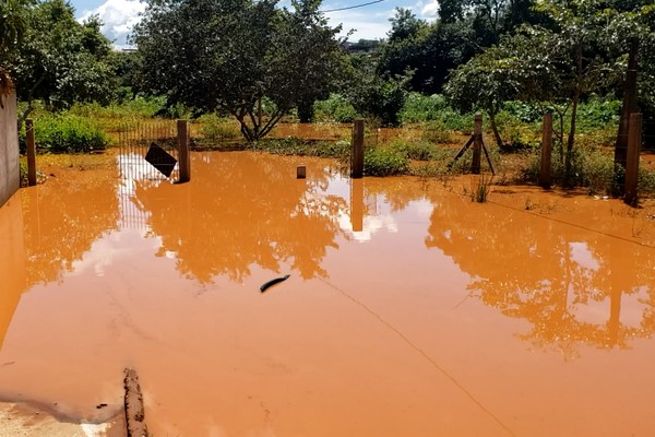 Mesmo com trégua nas chuvas, número de desabrigados chega a 162 pessoas