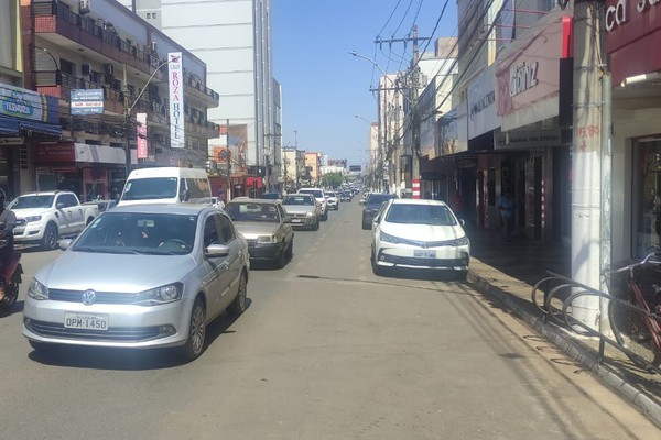 Motoristas podem solicitar reembolso de saldos não utilizados do estacionamento rotativo