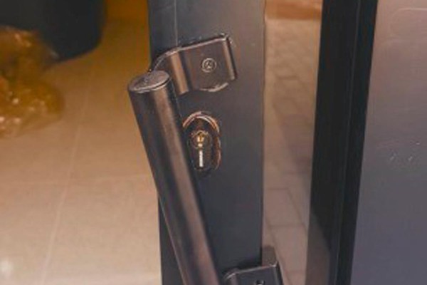 Homem é preso após arrombar empresa de equipamentos hospitalares em Patos de Minas